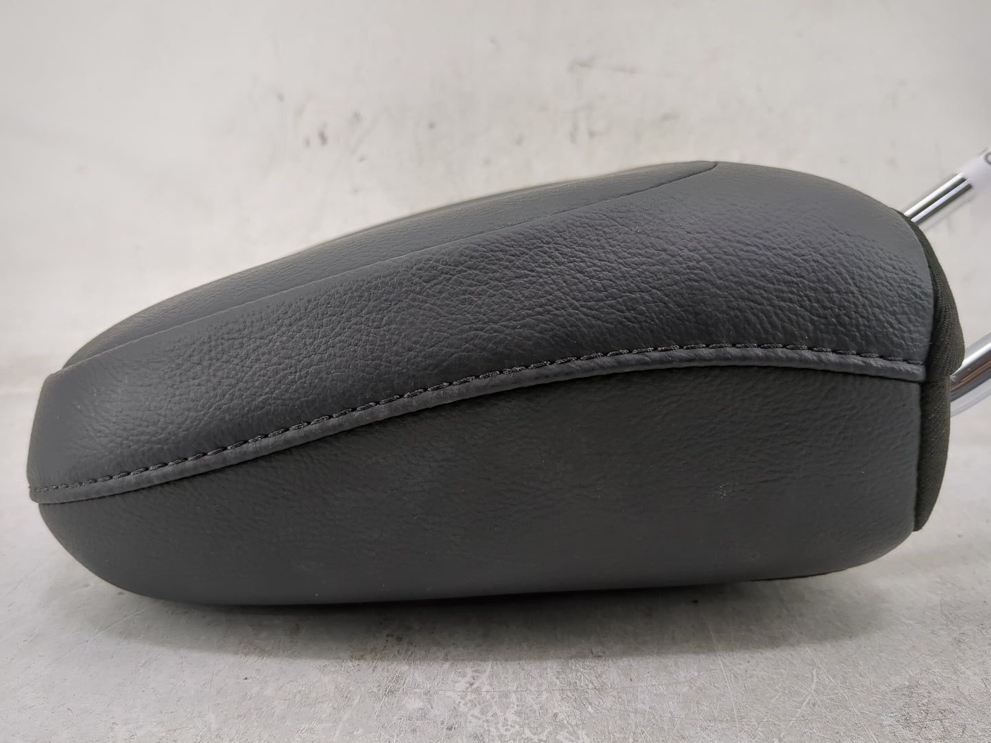 2018 Jeep Compass Headrest Head Rest Front Driver Passenger Seat Fits OEM Used Auto Parts - Oemusedautoparts1.com