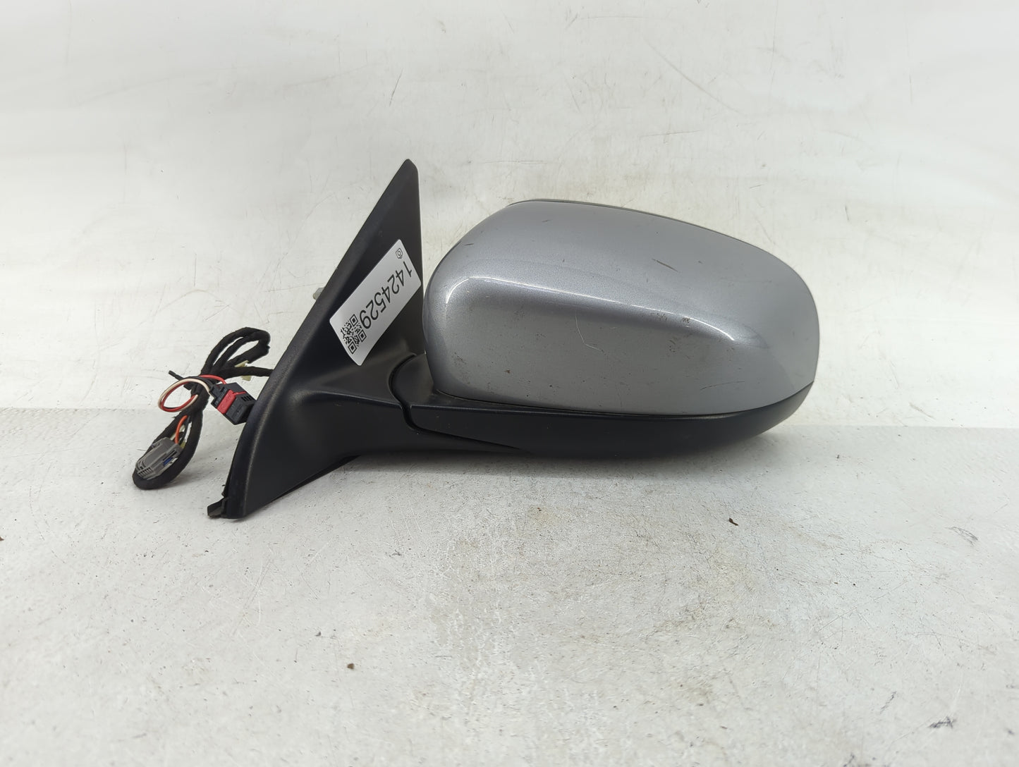 2018 Jeep Compass Driver Side View Mirror - Left Door Mirror OEM Used - Oemusedautoparts1.com