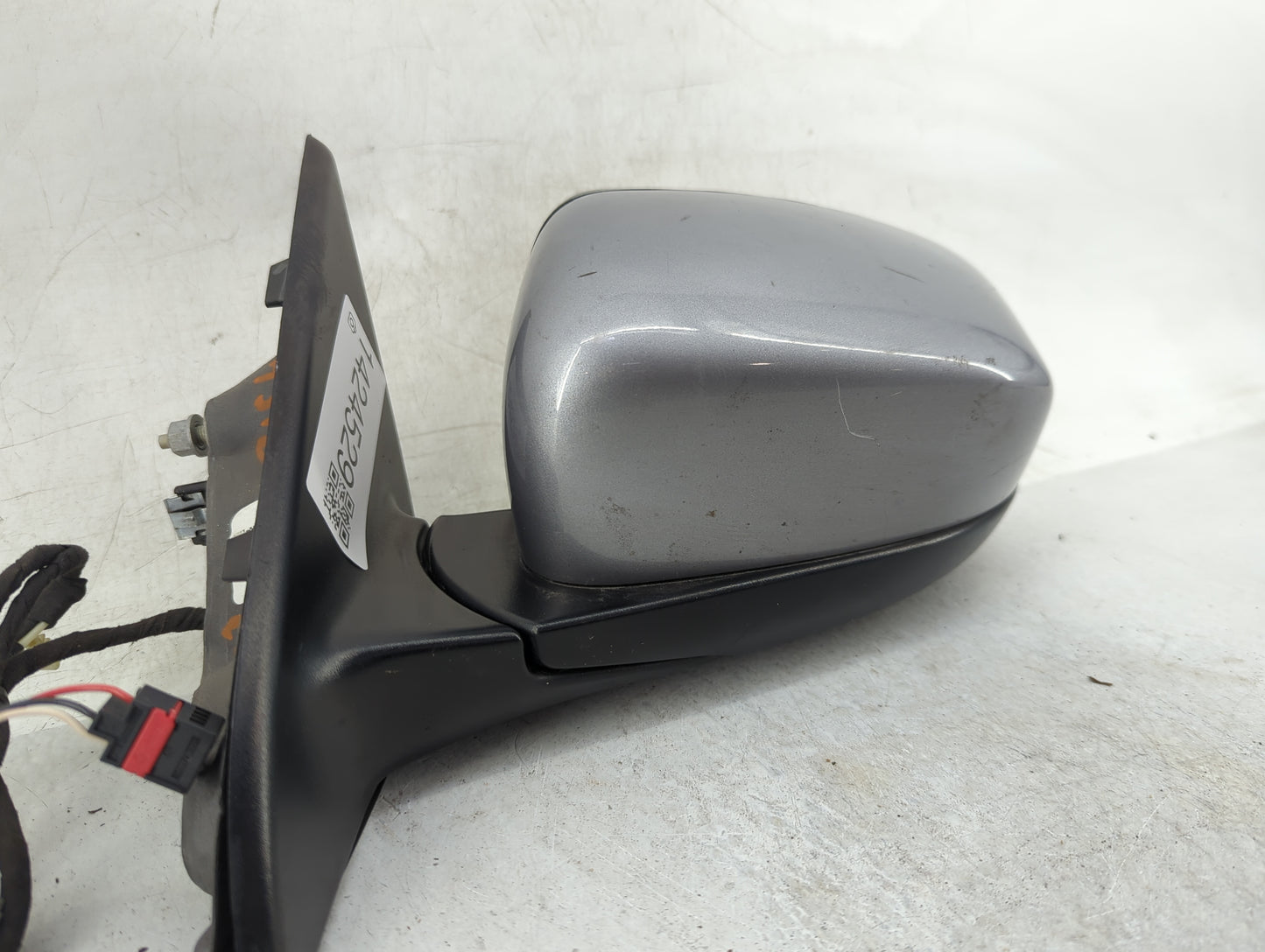 2018 Jeep Compass Driver Side View Mirror - Left Door Mirror OEM Used - Oemusedautoparts1.com