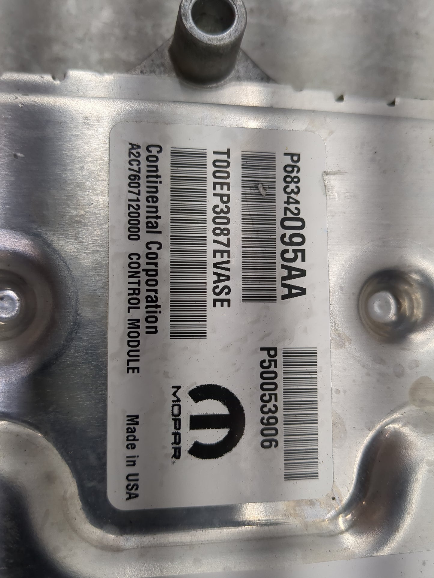 2018 Jeep Compass PCM Engine Control Computer ECU ECM PCU OEM P/N:P68342095AA Fits OEM Used Auto Parts - Oemusedautoparts1.c