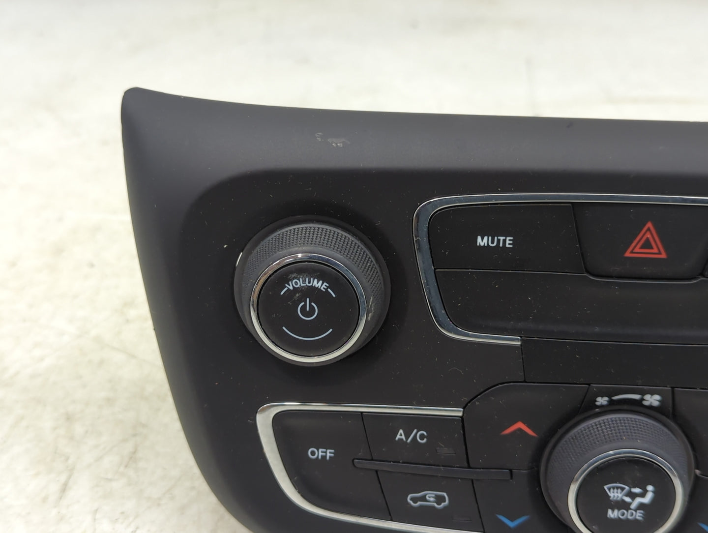 2018 Jeep Compass Climate Control Module Temperature AC/Heater Replacement P/N:P5VA50DX9AF MX237050-2345 Fits OEM Used Auto 