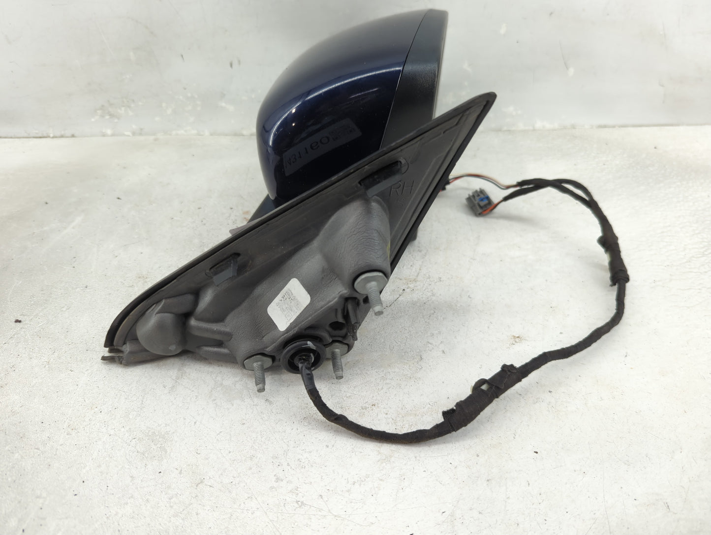 2018 Jeep Compass Driver Side View Mirror - Left Door Mirror OEM Used - Oemusedautoparts1.com