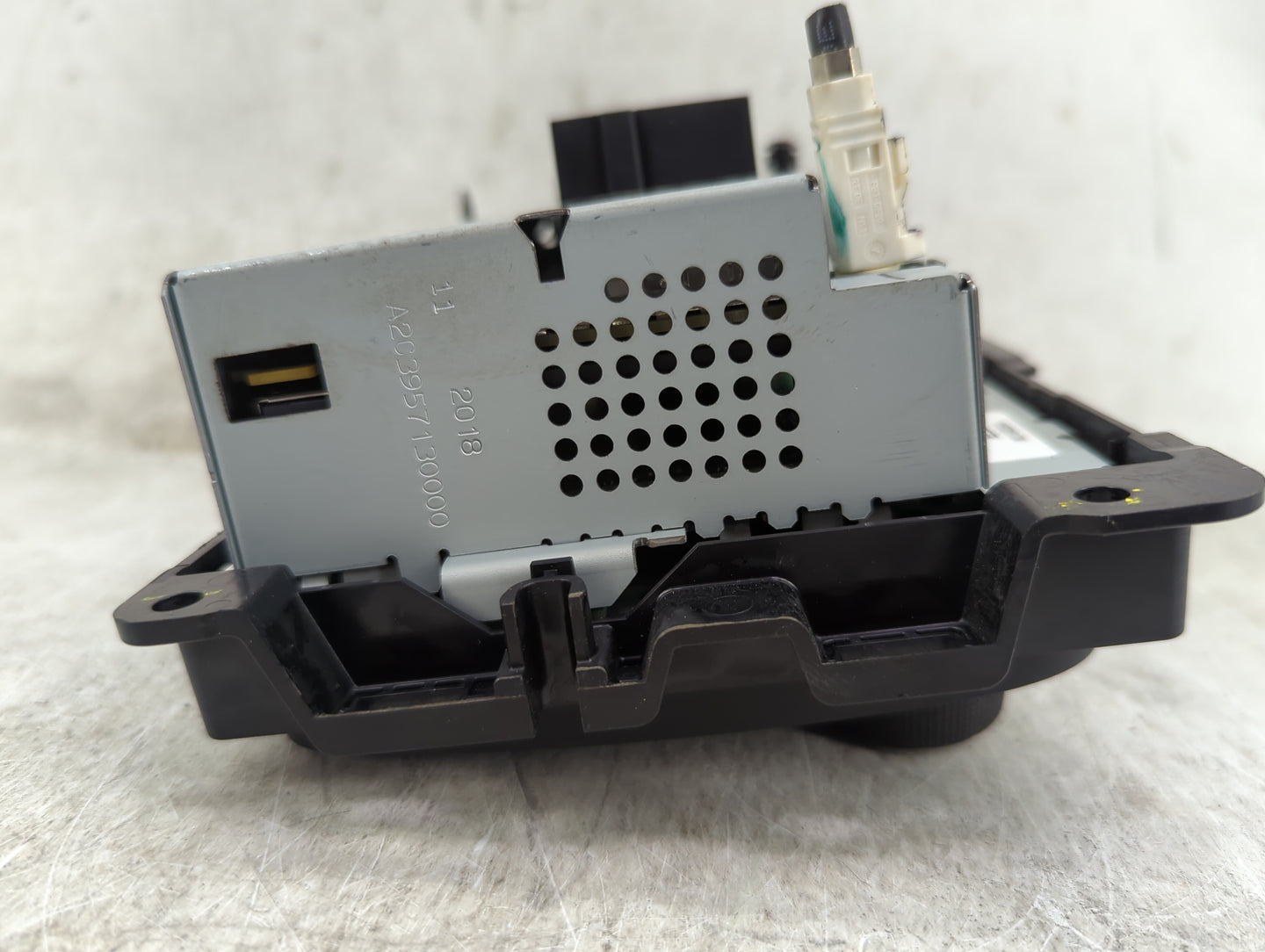 2018 Jeep Compass Radio AM FM Cd Player Receiver Replacement P/N:P68292817AJ A2C7583850800, VP2RFP, Y7OVP2RFP, 7812H-VP2RFP 