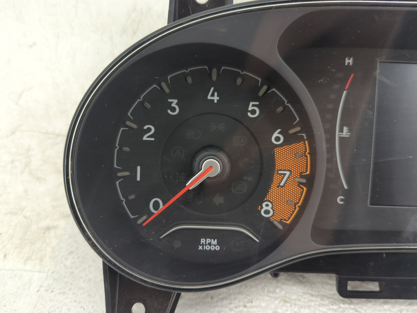 2018 Jeep Compass Instrument Cluster Speedometer Gauges P/N:6QR57DX9AB 53246859, 03018890118 Fits OEM Used Auto Parts - Oemu