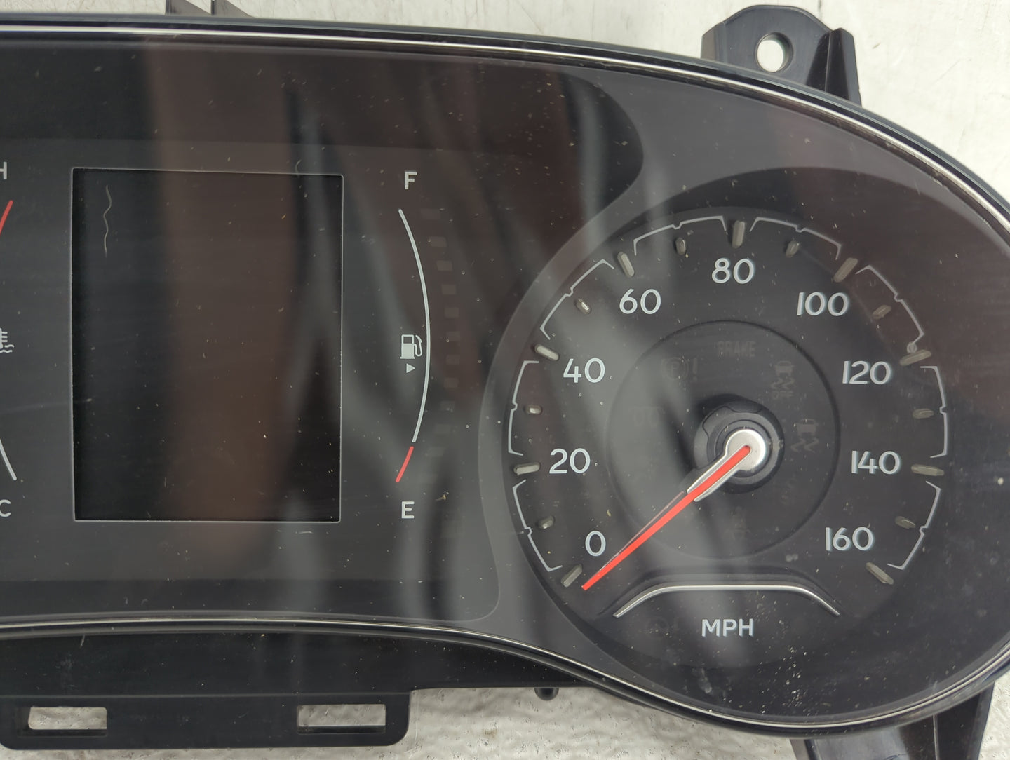 2018 Jeep Compass Instrument Cluster Speedometer Gauges P/N:6QR57DX9AB 53246859, 03018890118 Fits OEM Used Auto Parts - Oemu