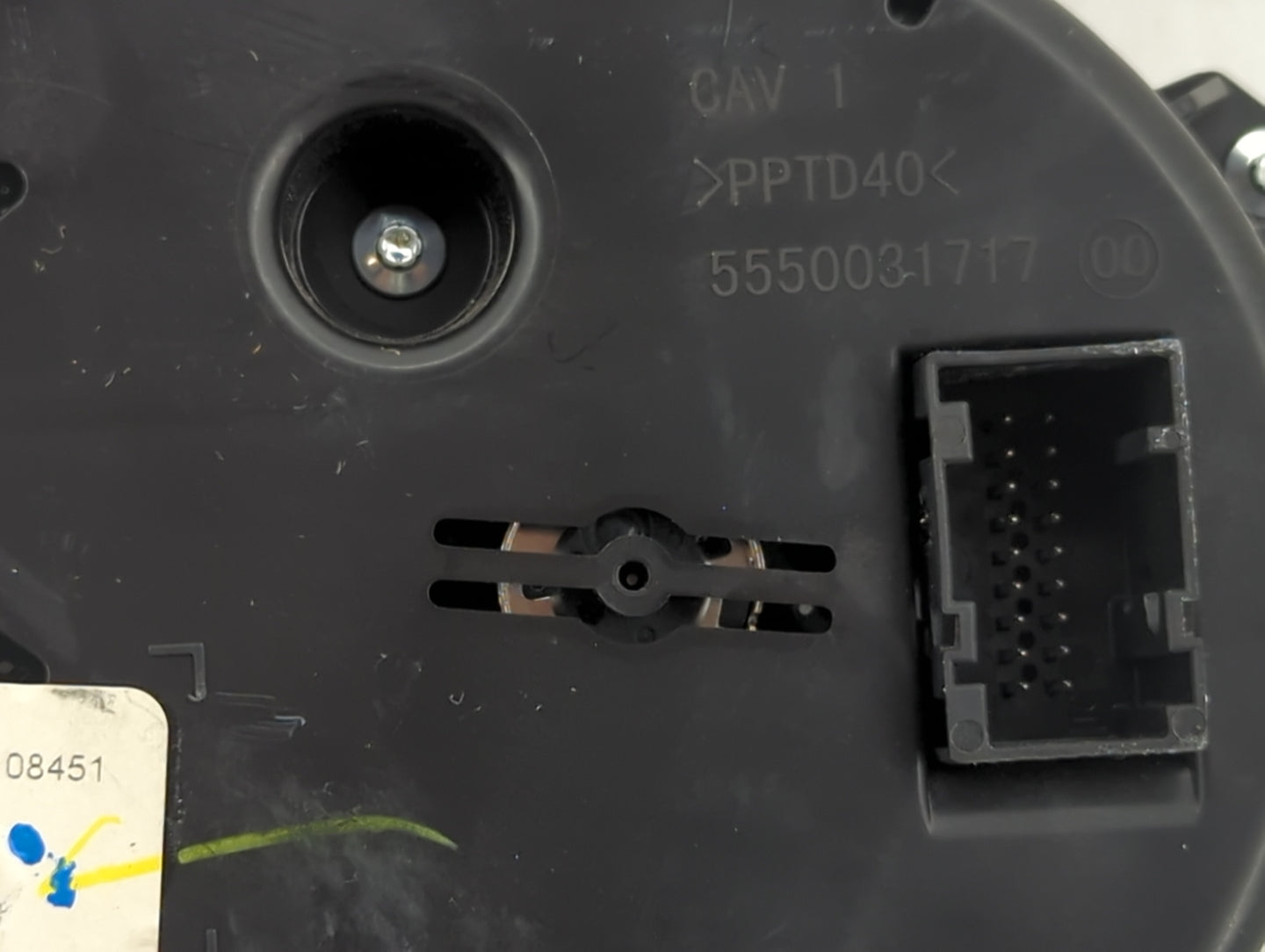 2018 Jeep Compass Instrument Cluster Speedometer Gauges P/N:6QR57DX9AB 53246859, 03018890118 Fits OEM Used Auto Parts - Oemu