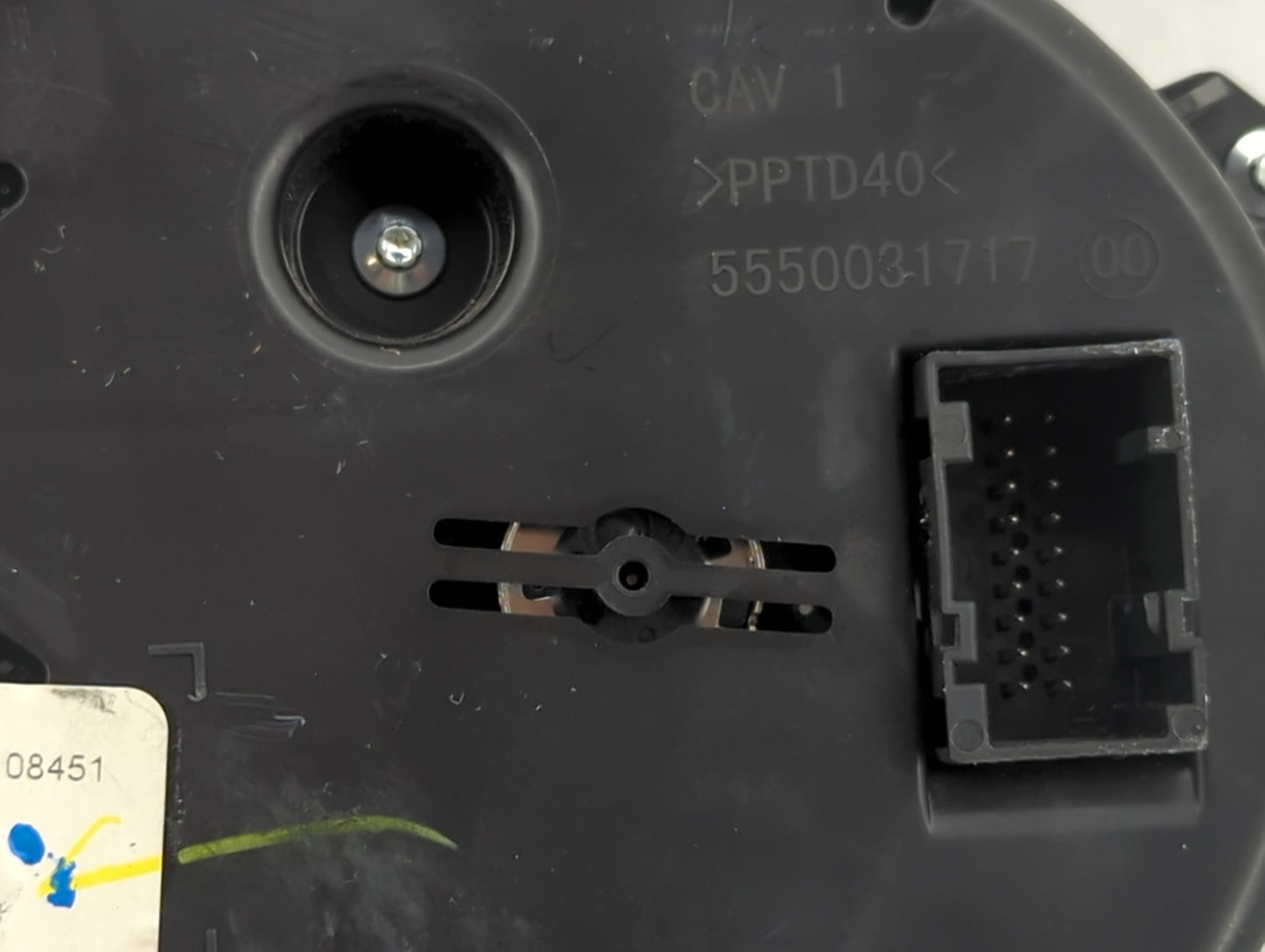 2018 Jeep Compass Instrument Cluster Speedometer Gauges P/N:6QR57DX9AB 53246859, 03018890118 Fits OEM Used Auto Parts - Oemu