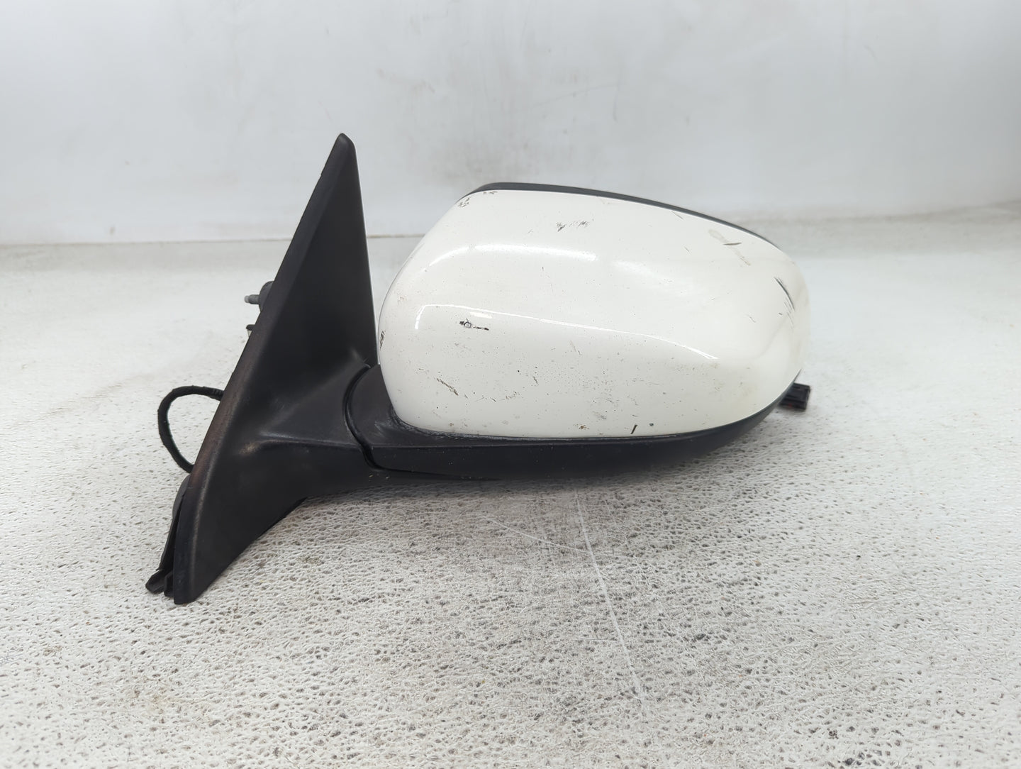 2018 Jeep Compass Driver Side View Mirror - Left Door Mirror OEM Used - Oemusedautoparts1.com