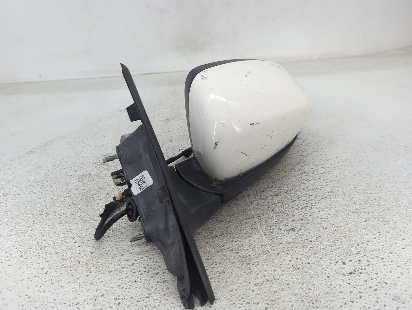 2018 Jeep Compass Driver Side View Mirror - Left Door Mirror OEM Used - Oemusedautoparts1.com