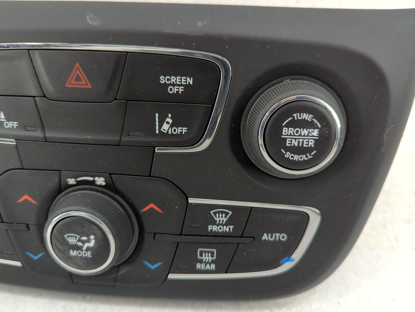 2018 Jeep Compass Climate Control Module Temperature AC/Heater Replacement P/N:P5VA60DX9AD Fits OEM Used Auto Parts - Oemuse