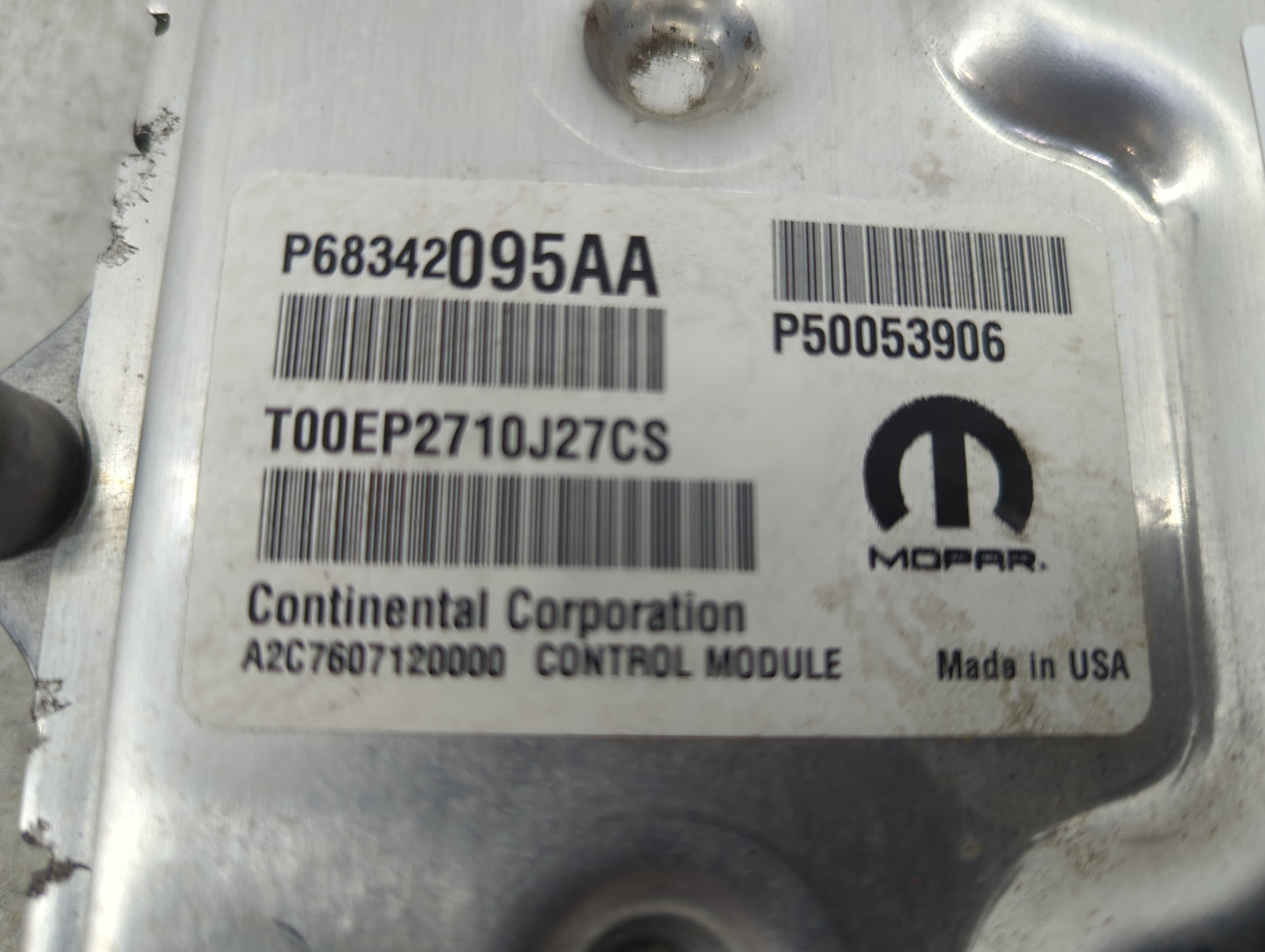 2018 Jeep Compass PCM Engine Control Computer ECU ECM PCU OEM P/N:P05181102AD P68342095AA, P50053906, A2C7607120000 Fits OEM
