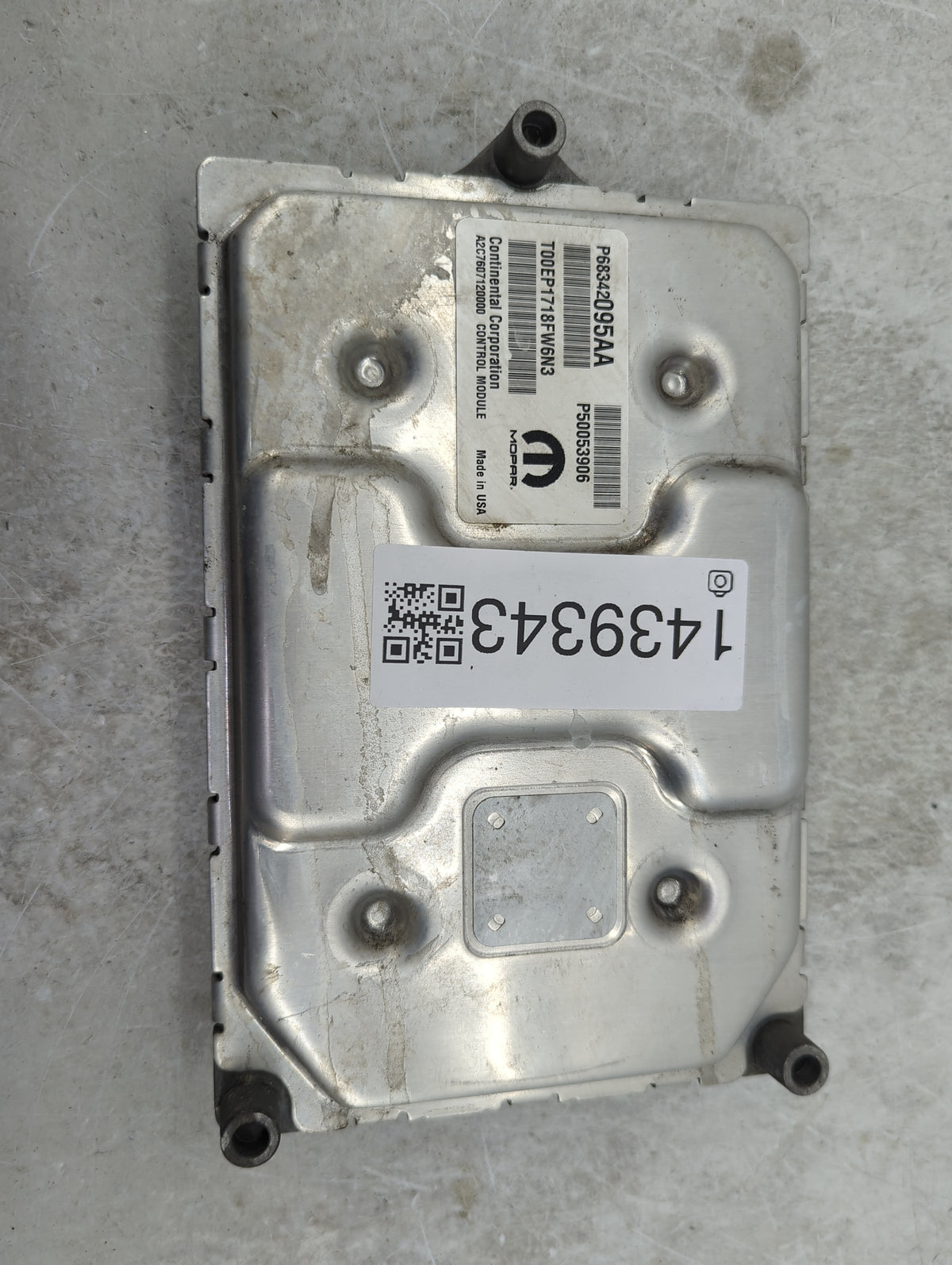 2017-2018 Jeep Compass PCM Engine Control Computer ECU ECM PCU OEM P/N:P68377455AD P68342095AA, P50053906 Fits Fits 2017 201