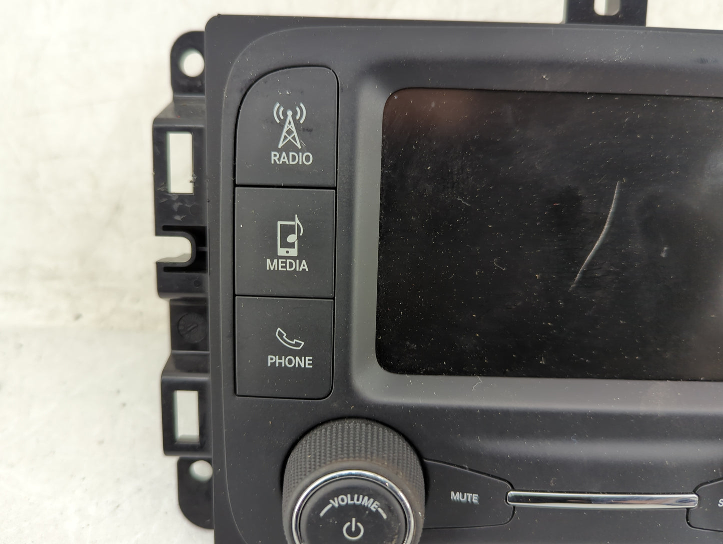 2018 Jeep Compass Radio AM FM Cd Player Receiver Replacement P/N:P68292817AJ Fits OEM Used Auto Parts - Oemusedautoparts1.co