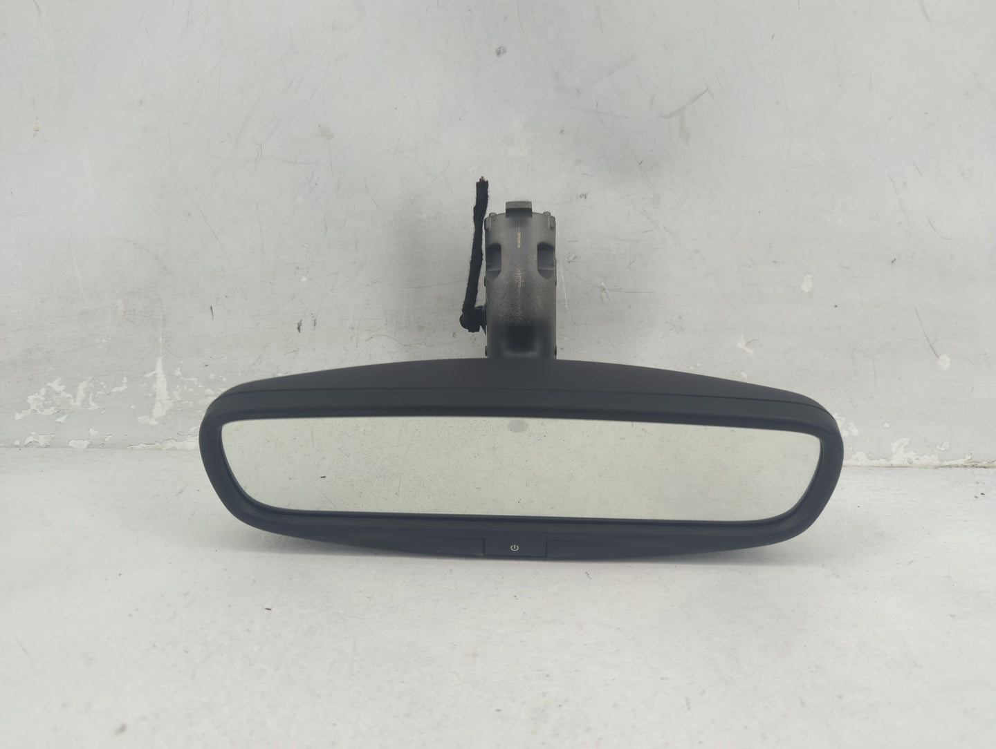 2018 Jeep Compass Interior Rear View Mirror Replacement OEM P/N:5XR330X9AE Fits OEM Used Auto Parts - Oemusedautoparts1.com