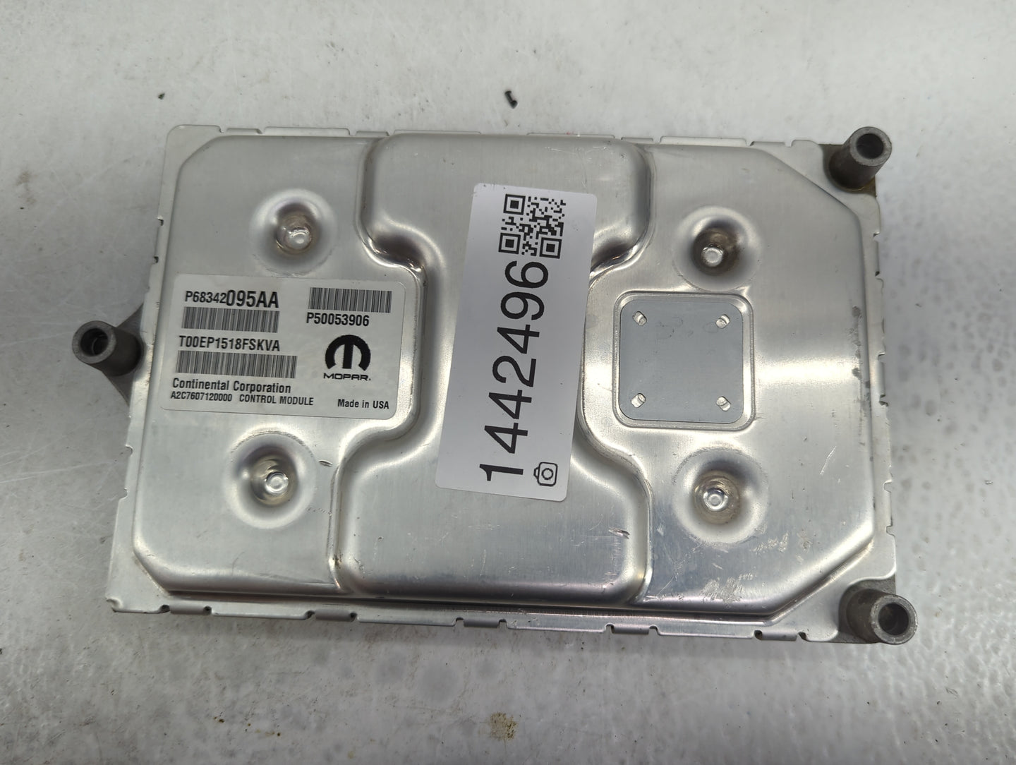 2018 Jeep Compass PCM Engine Control Computer ECU ECM PCU OEM P/N:P68342095AA P50053906, P68377455AD, A2C7607120000 Fits OEM