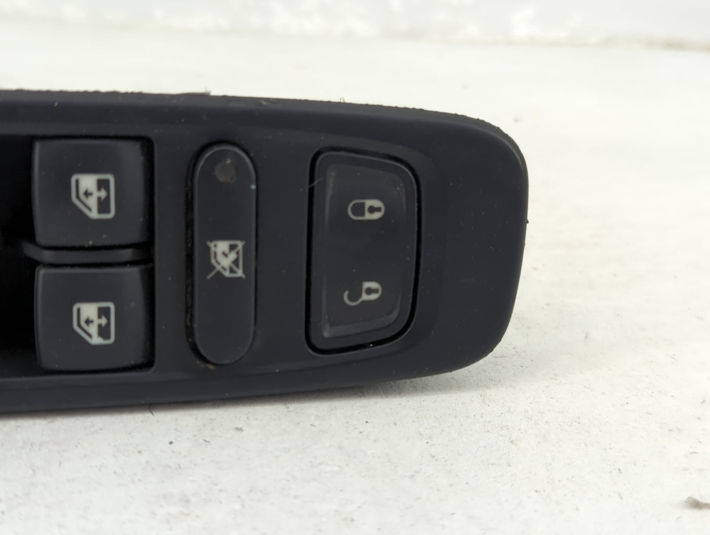 2018 Jeep Compass Master Power Window Switch Replacement Driver Side Left P/N:P6BZ27LXHAA 30171088 Fits OEM Used Auto Parts 