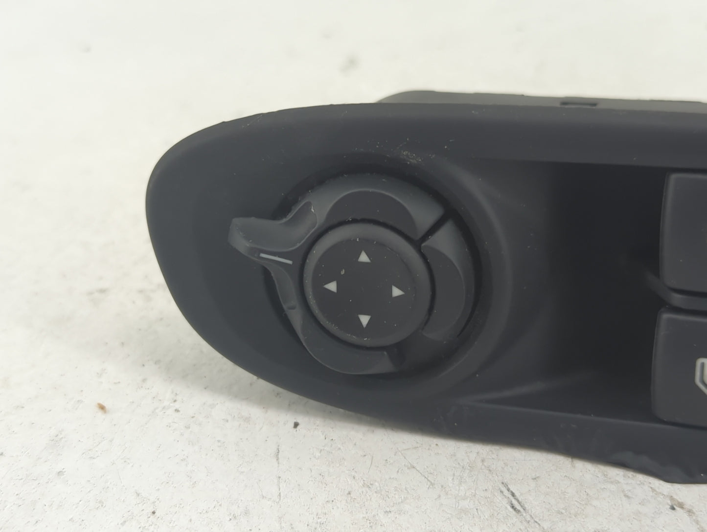 2018 Jeep Compass Master Power Window Switch Replacement Driver Side Left P/N:6BZ27LXHAA 30171088 Fits OEM Used Auto Parts -