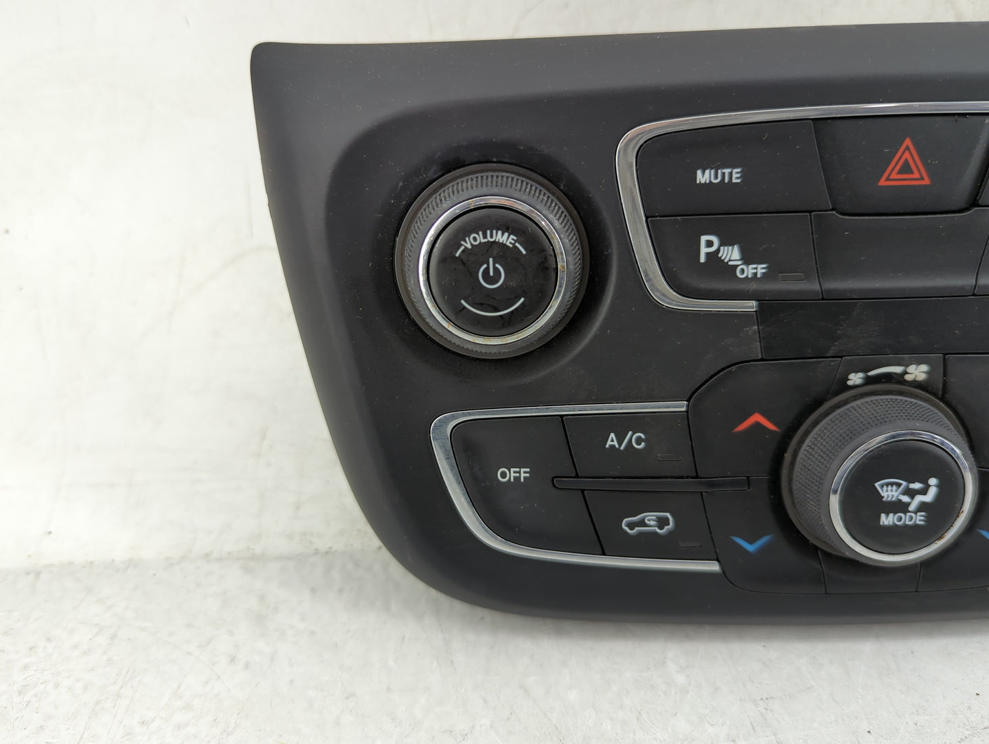 2018 Jeep Compass Climate Control Module Temperature AC/Heater Replacement P/N:P5VA59DX9AD MX237050-2350 Fits OEM Used Auto 