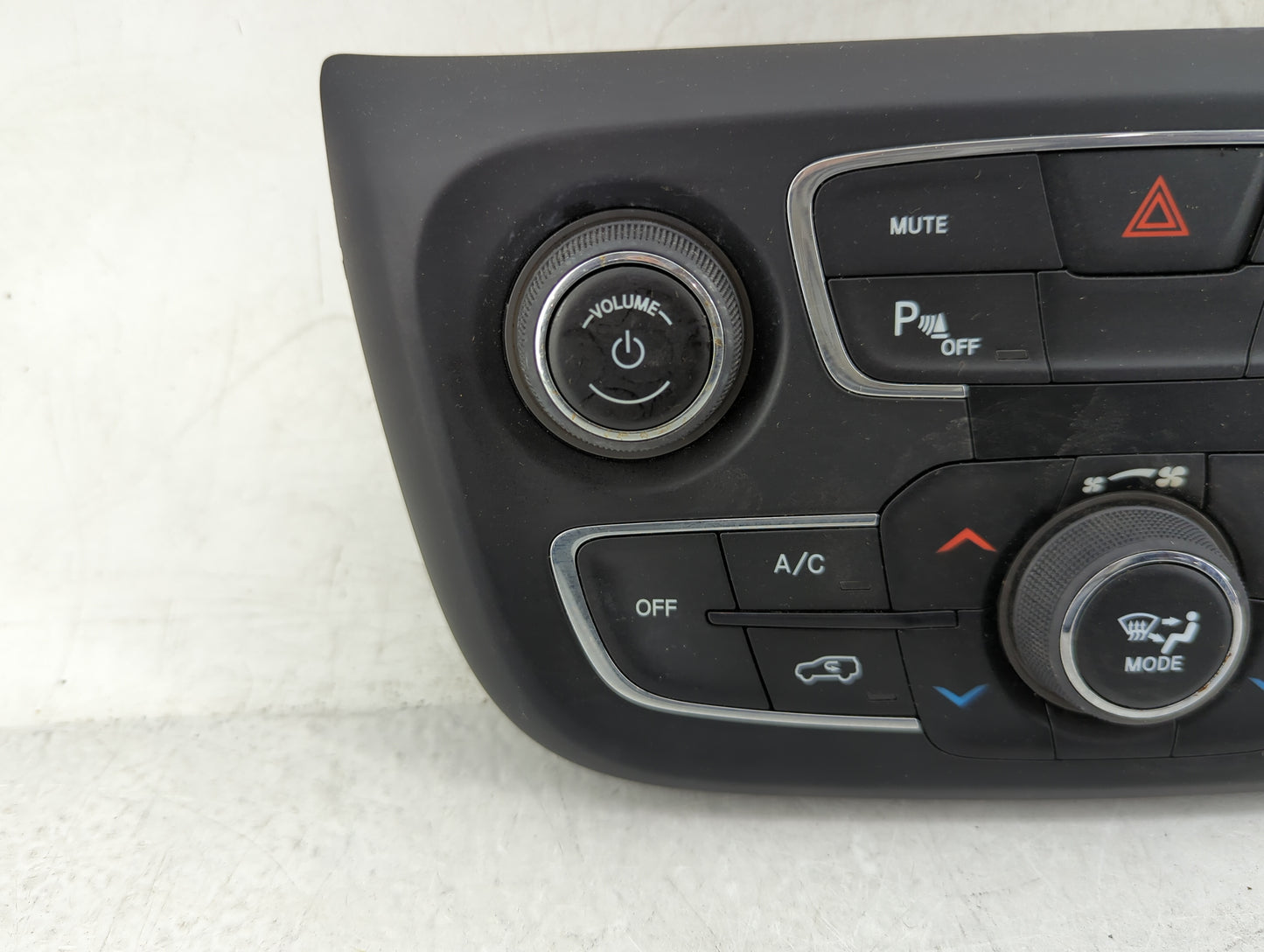 2018 Jeep Compass Climate Control Module Temperature AC/Heater Replacement P/N:P5VA59DX9AD MX237050-2350 Fits OEM Used Auto 