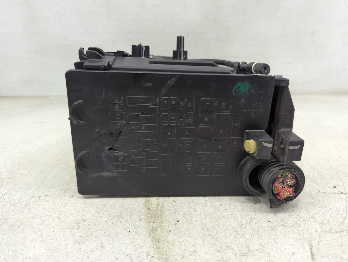 2017-2018 Jeep Compass Fusebox Fuse Box Panel Relay Module Fits Fits 2017 2018 OEM Used Auto Parts - Oemusedautoparts1.com