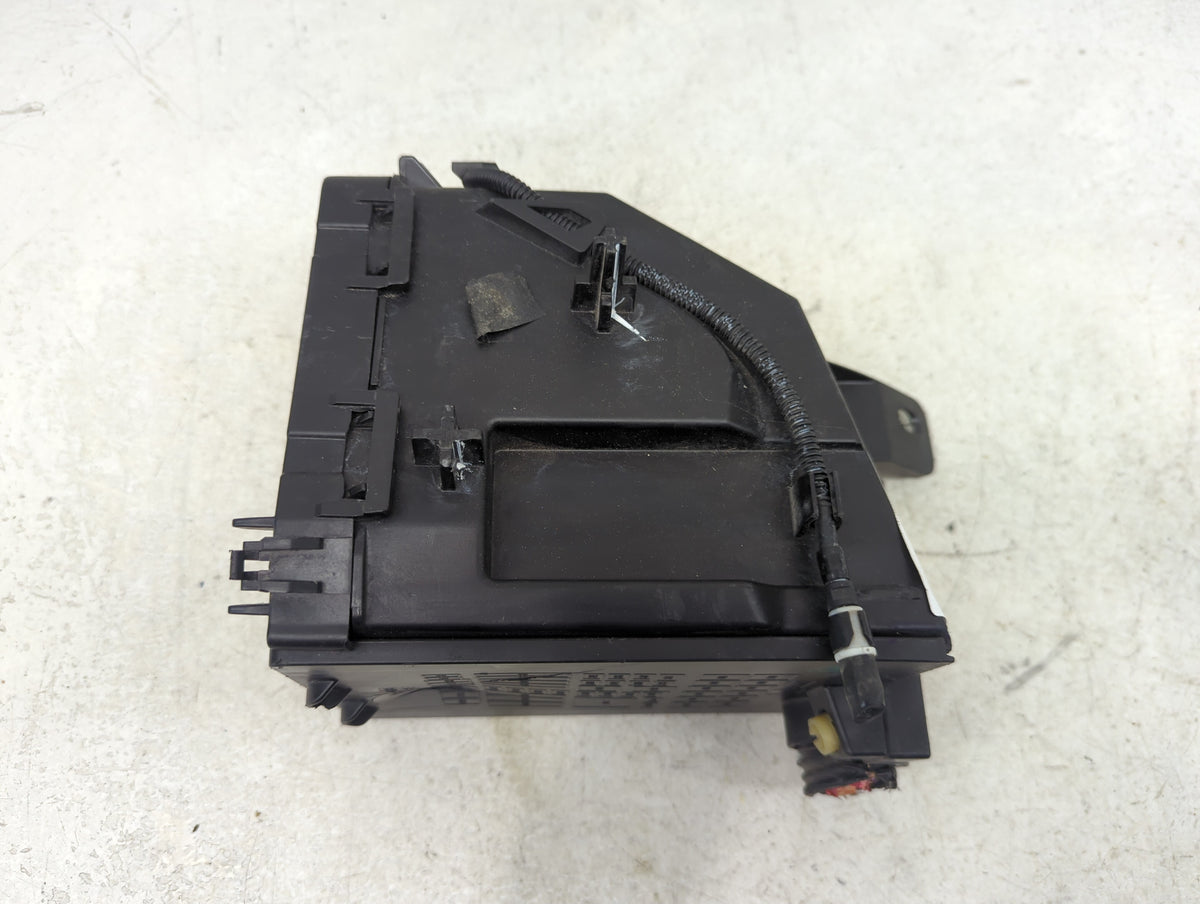 2017-2018 Jeep Compass Fusebox Fuse Box Panel Relay Module Fits Fits 2017 2018 OEM Used Auto Parts - Oemusedautoparts1.com