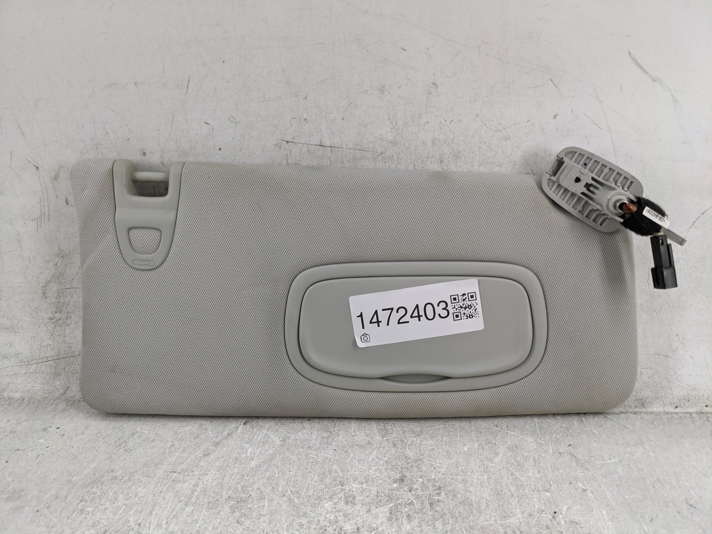 2018 Jeep Compass Sun Visor Shade Replacement Passenger Right Mirror Fits OEM Used Auto Parts - Oemusedautoparts1.com