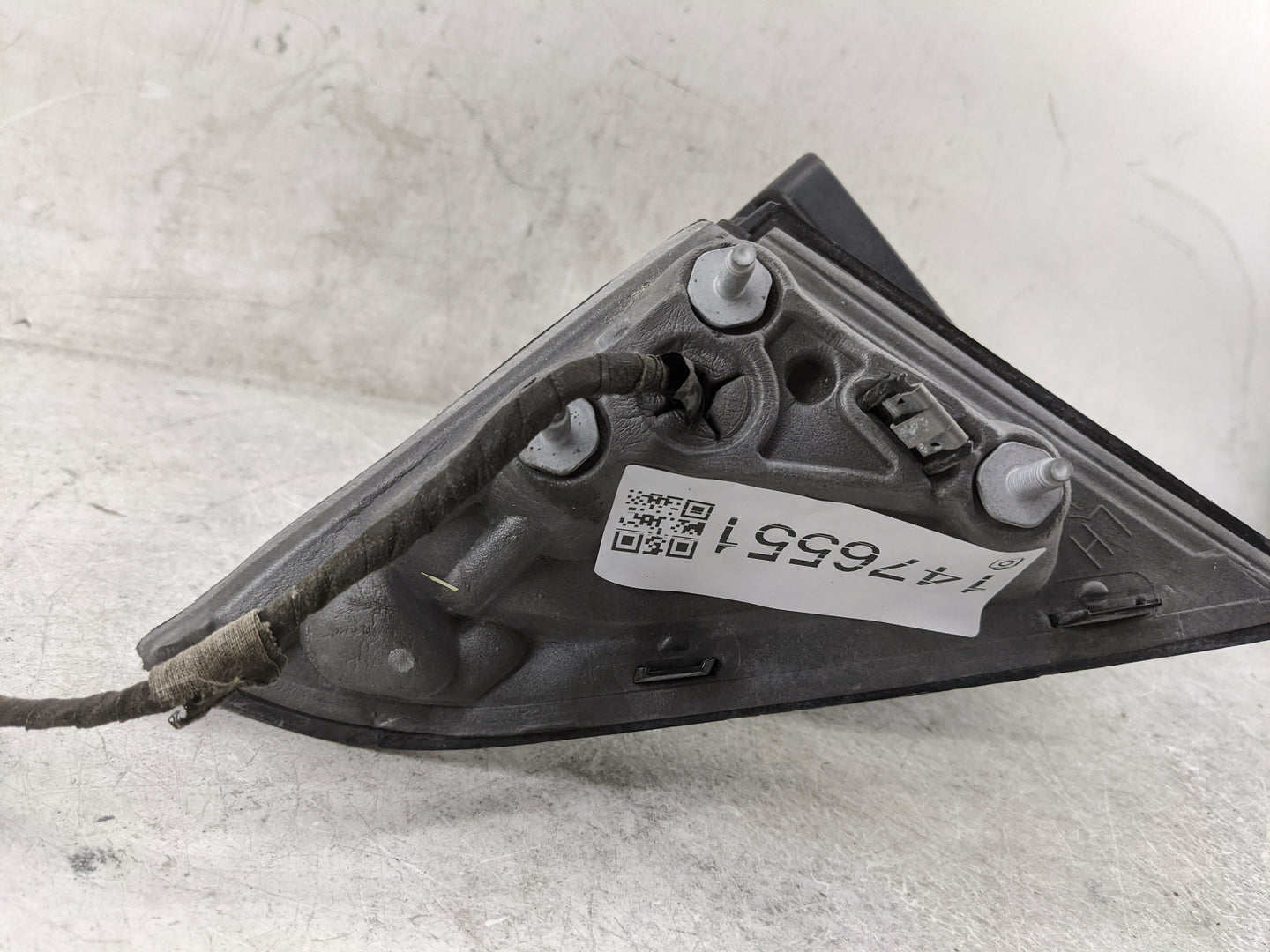 2018 Jeep Compass Driver Side View Mirror - Left Door Mirror OEM Used - Oemusedautoparts1.com