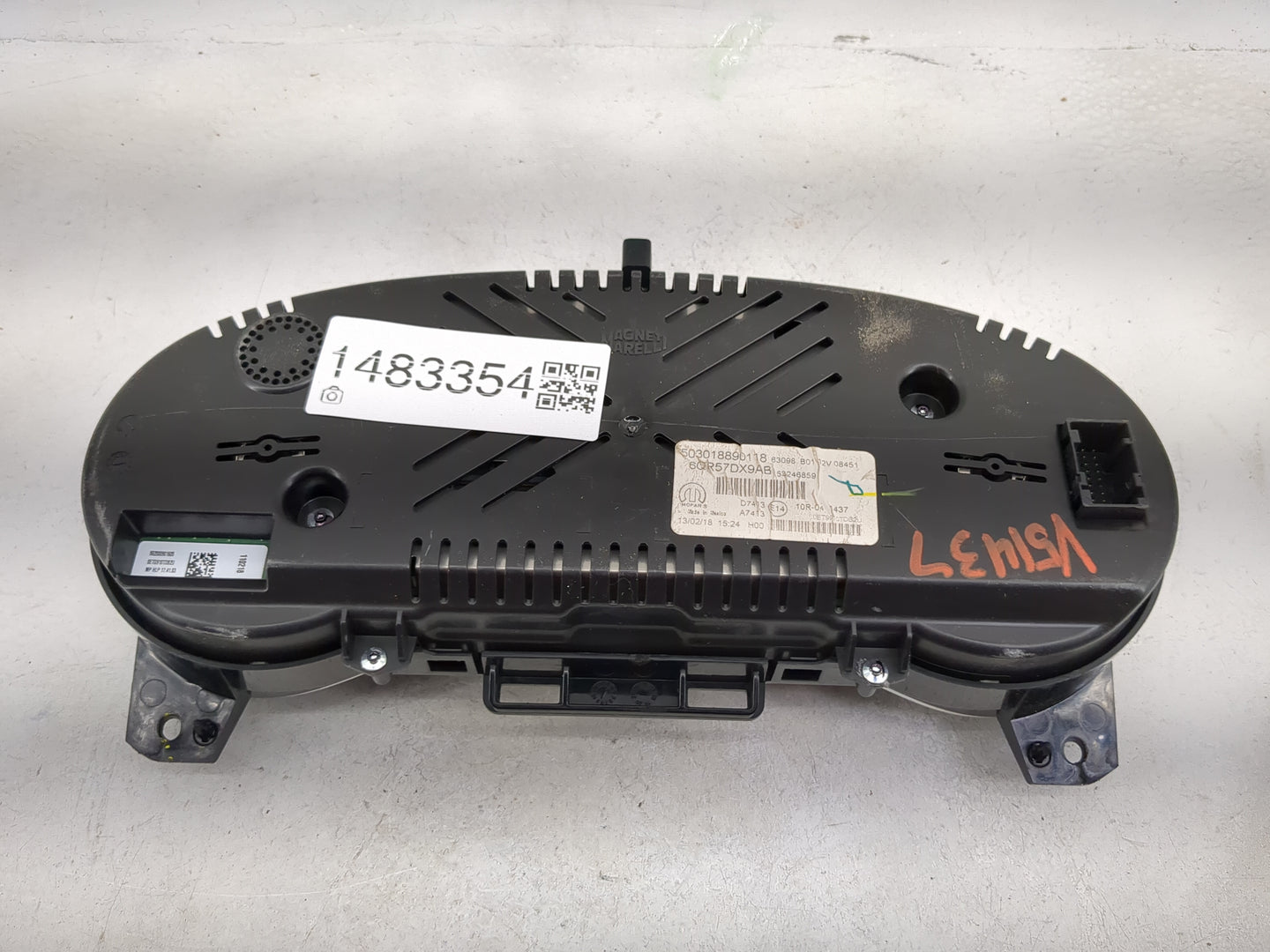 2018 Jeep Compass Instrument Cluster Speedometer Gauges P/N:6QR57DX9AB 503018890118, 53246859 Miles: Fits OEM Used Auto Part