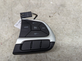 compare product 2018 Jeep Compass Column Switch P5yl22xsaac|35420301-04