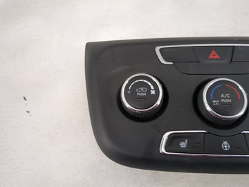 2018 Jeep Compass Climate Control Module Temperature AC/Heater Replacement P/N:P5VA31DX9AG MX237050-2483 Fits OEM Used Auto Parts