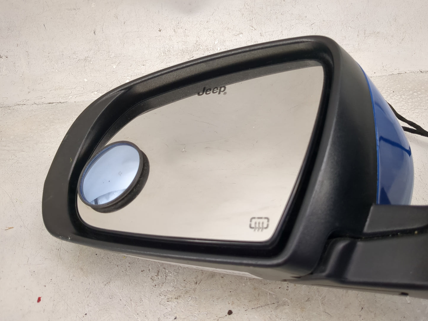 2018 Jeep Compass Driver Side View Mirror - Left Door Mirror OEM Used - Oemusedautoparts1.com