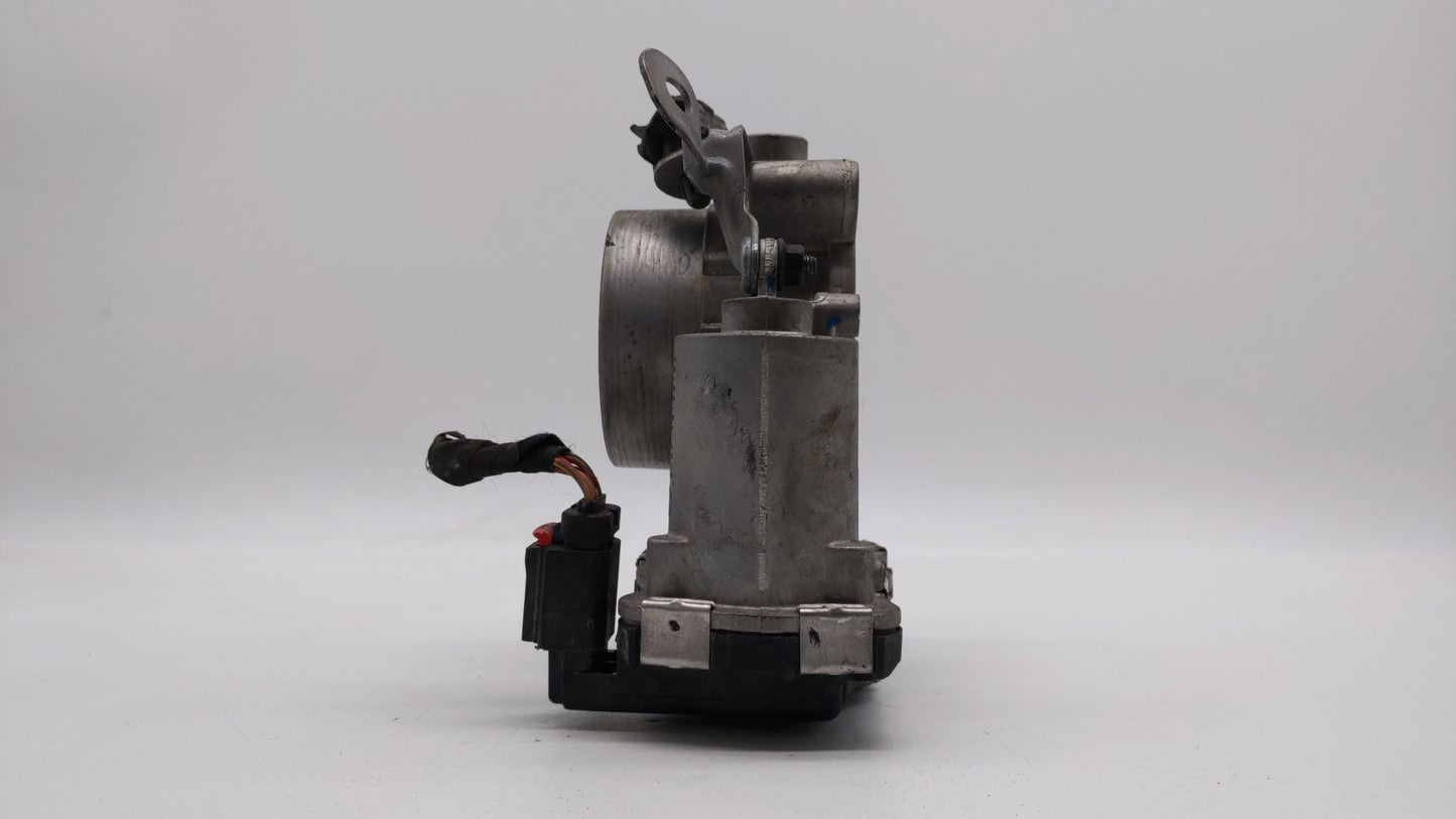 2017-2018 Jeep Compass Throttle Body P/N:04891970AC 04891970AB Fits Fits 2014 2015 2016 2017 2018 OEM Used Auto Parts - Oemu