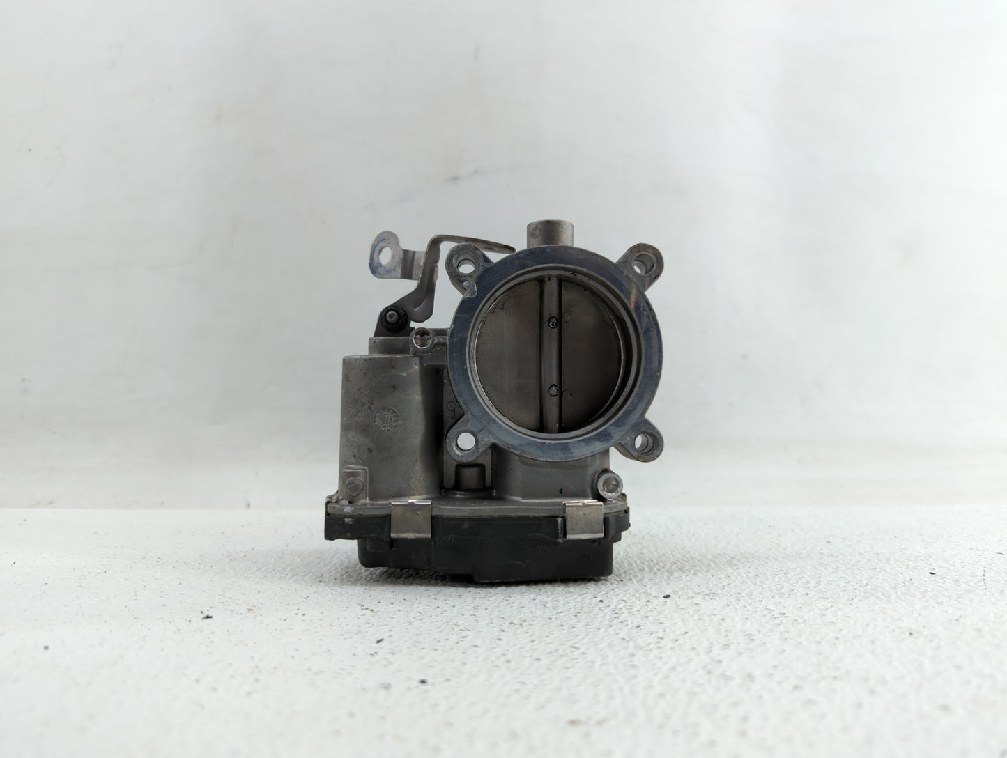 2017-2018 Jeep Compass Throttle Body P/N:04891970AC 04891970AB Fits Fits 2014 2015 2016 2017 2018 OEM Used Auto Parts - Oemu