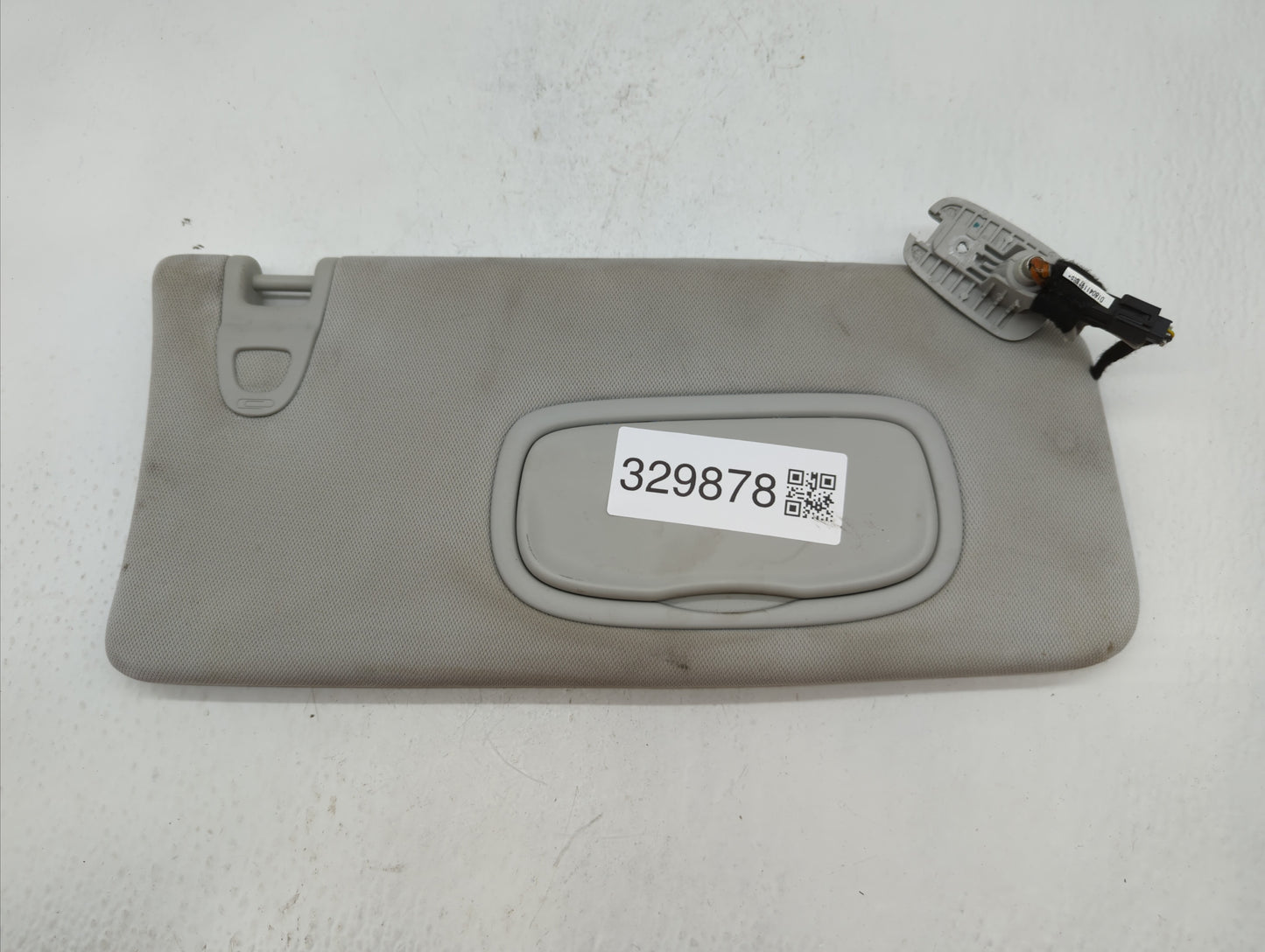 2017-2018 Jeep Compass Sun Visor Shade Replacement Passenger Right Mirror Fits Fits 2017 2018 OEM Used Auto Parts - Oemuseda