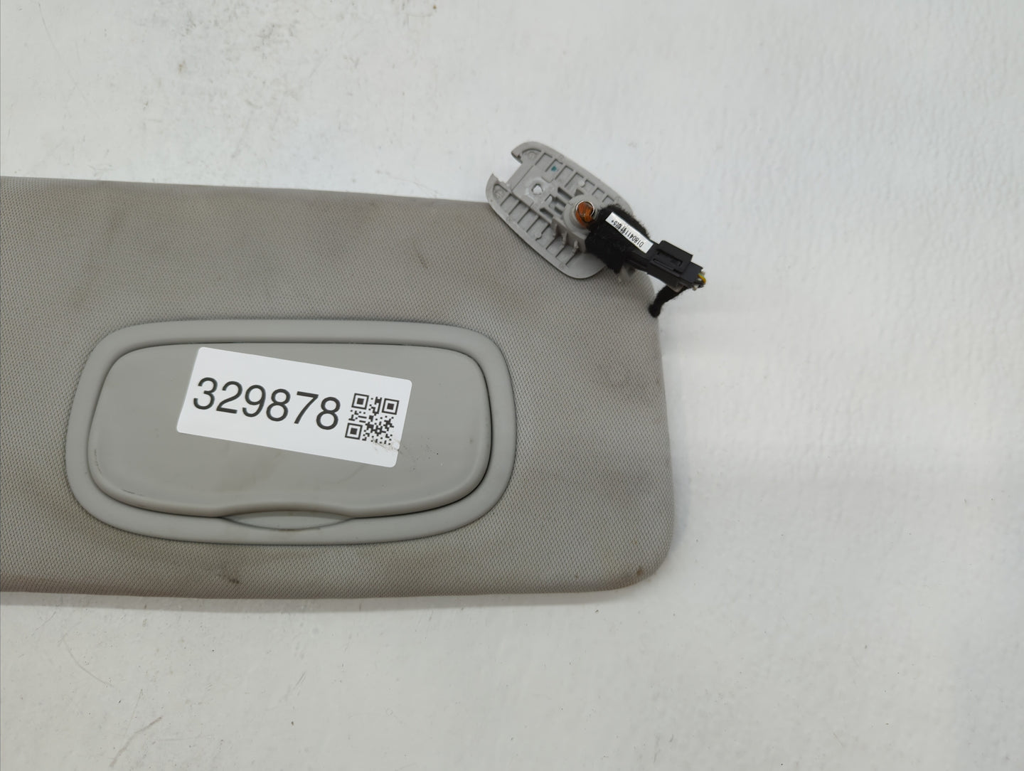 2017-2018 Jeep Compass Sun Visor Shade Replacement Passenger Right Mirror Fits Fits 2017 2018 OEM Used Auto Parts - Oemuseda