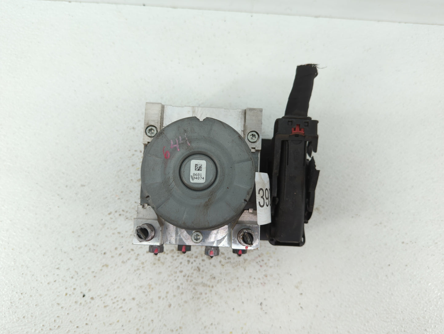 2018 Jeep Compass ABS Pump Control Module Replacement P/N:P04726567AH Fits OEM Used Auto Parts - Oemusedautoparts1.com