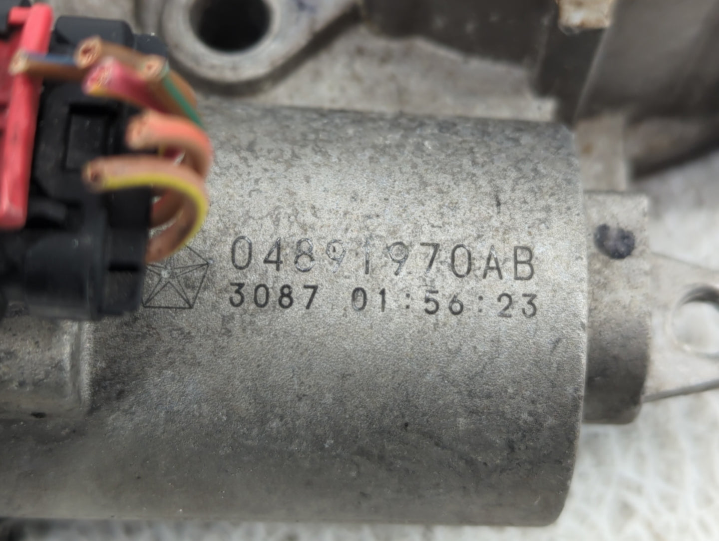 2017-2022 Jeep Compass Throttle Body P/N:04891970AB Fits Fits 2014 2015 2016 2017 2018 2019 2020 2021 2022 OEM Used Auto Par