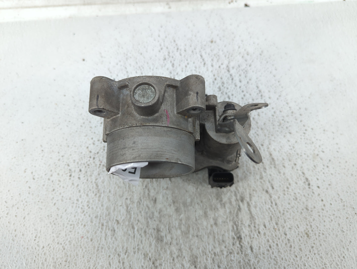 2017-2022 Jeep Compass Throttle Body P/N:04891970AB Fits Fits 2014 2015 2016 2017 2018 2019 2020 2021 2022 OEM Used Auto Par
