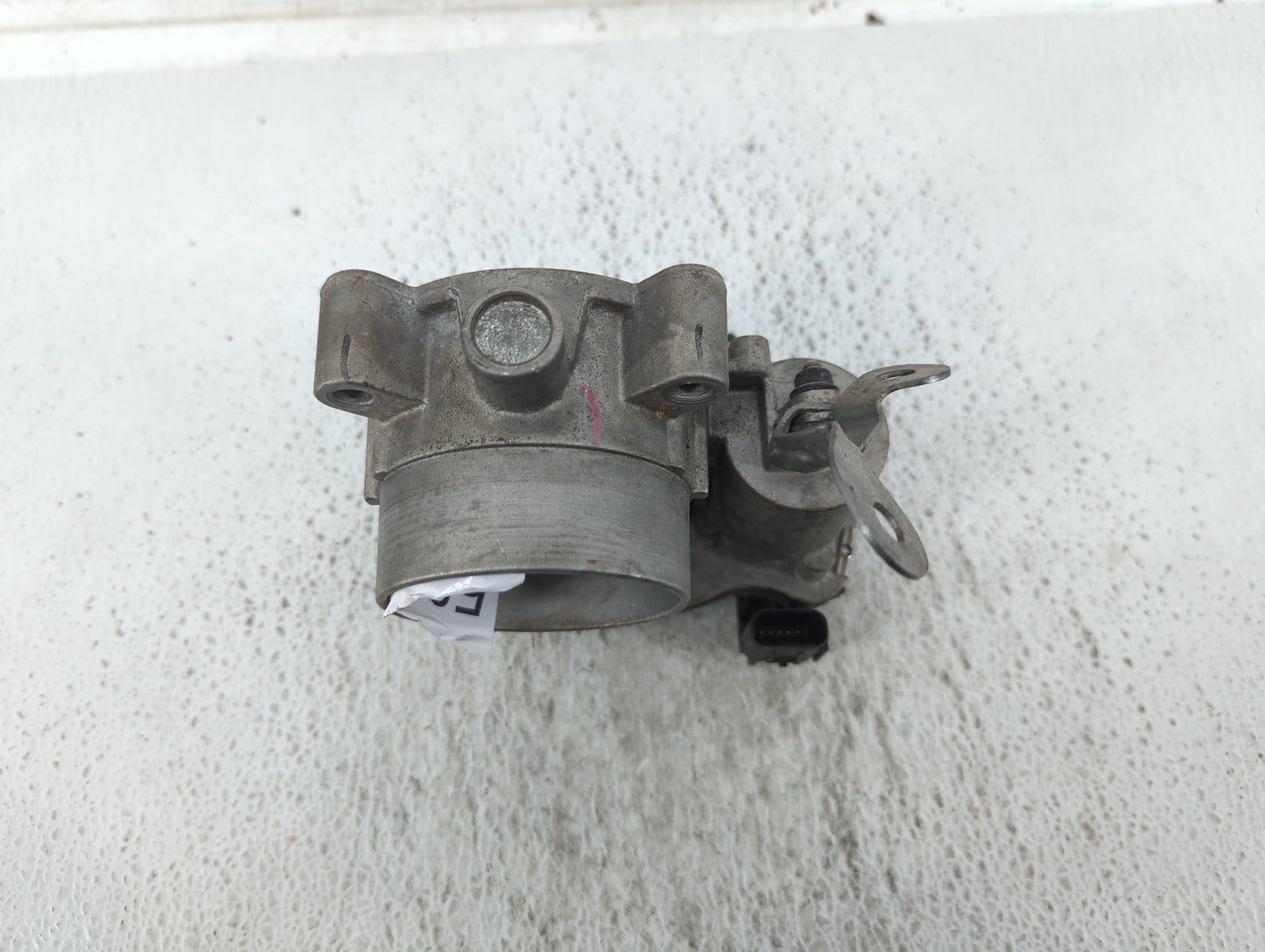 2017-2022 Jeep Compass Throttle Body P/N:04891970AB Fits Fits 2014 2015 2016 2017 2018 2019 2020 2021 2022 OEM Used Auto Par