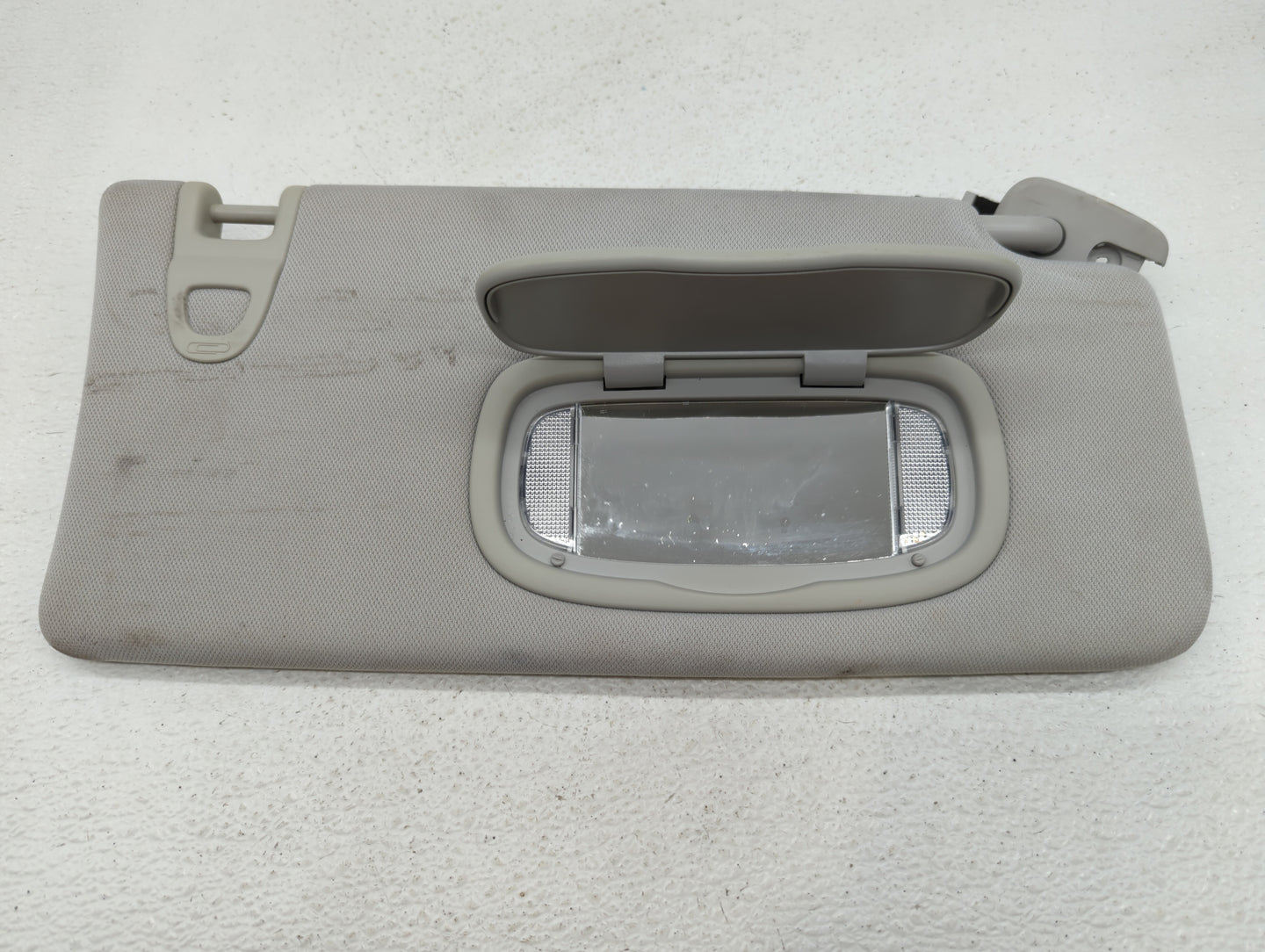 2018 Jeep Compass Sun Visor Shade Replacement Passenger Right Mirror Fits OEM Used Auto Parts - Oemusedautoparts1.com