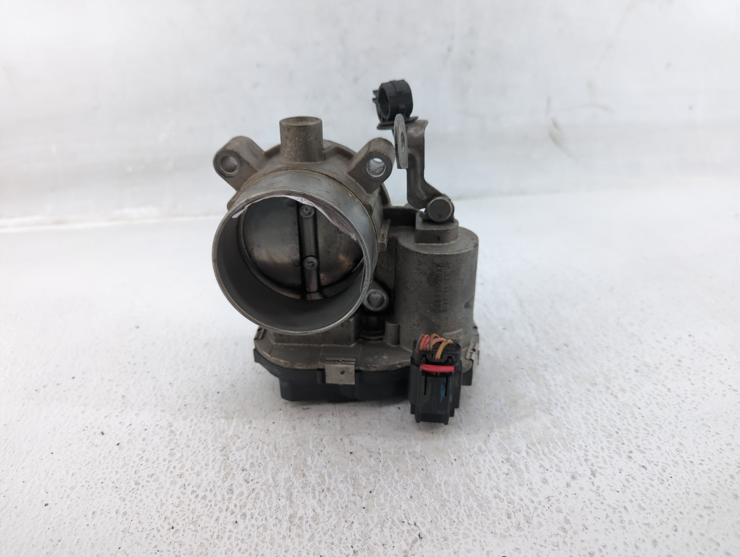 2017-2022 Jeep Compass Throttle Body P/N:04891970AB Fits Fits 2014 2015 2016 2017 2018 2019 2020 2021 2022 OEM Used Auto Par