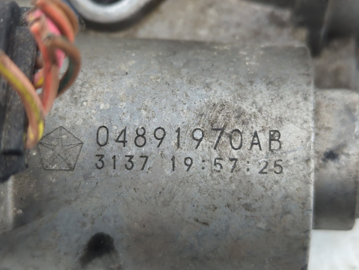 2017-2022 Jeep Compass Throttle Body P/N:04891970AB Fits Fits 2014 2015 2016 2017 2018 2019 2020 2021 2022 OEM Used Auto Par
