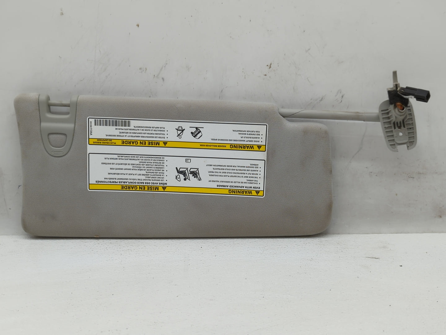 2018 Jeep Compass Sun Visor Shade Replacement Driver Left Mirror Fits OEM Used Auto Parts - Oemusedautoparts1.com