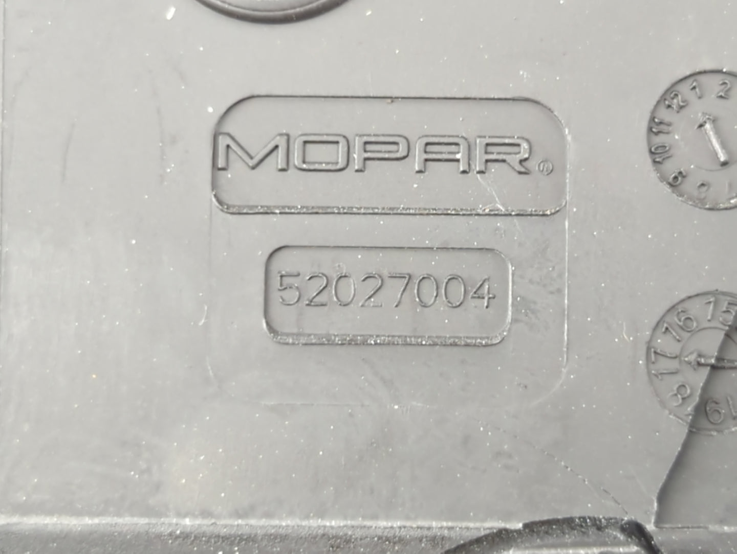 2018 Jeep Compass Fusebox Fuse Box Panel Relay Module P/N:52027004 Fits OEM Used Auto Parts - Oemusedautoparts1.com