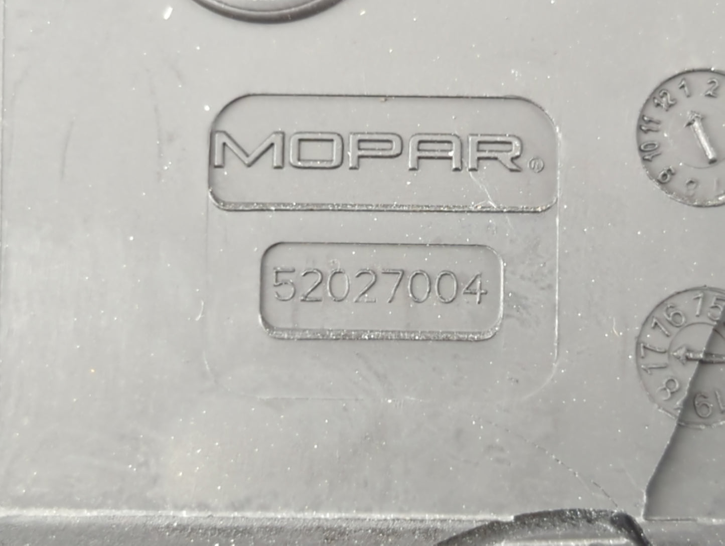 2018 Jeep Compass Fusebox Fuse Box Panel Relay Module P/N:52027004 Fits OEM Used Auto Parts - Oemusedautoparts1.com