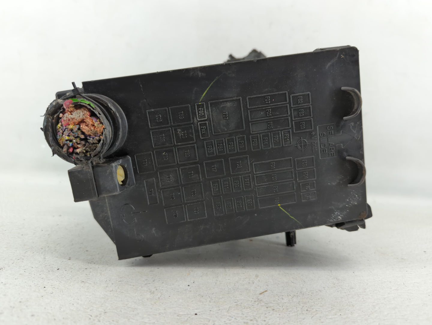 2018 Jeep Compass Fusebox Fuse Box Panel Relay Module P/N:52027004 Fits OEM Used Auto Parts - Oemusedautoparts1.com