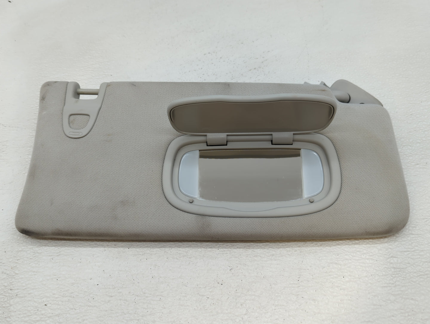 2018 Jeep Compass Sun Visor Shade Replacement Passenger Right Mirror Fits OEM Used Auto Parts - Oemusedautoparts1.com
