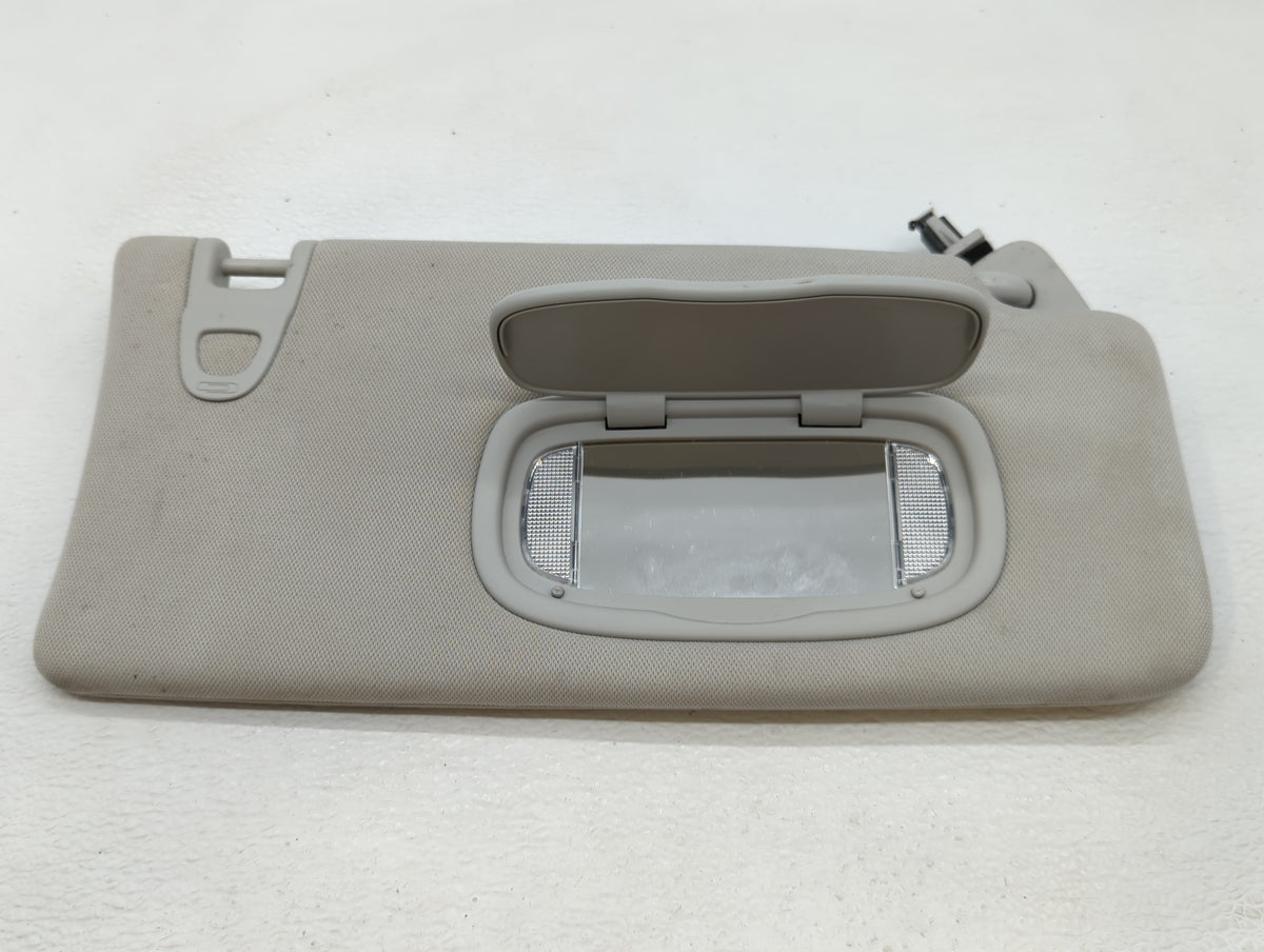 2017-2018 Jeep Compass Sun Visor Shade Replacement Passenger Right Mirror Fits Fits 2017 2018 OEM Used Auto Parts - Oemuseda