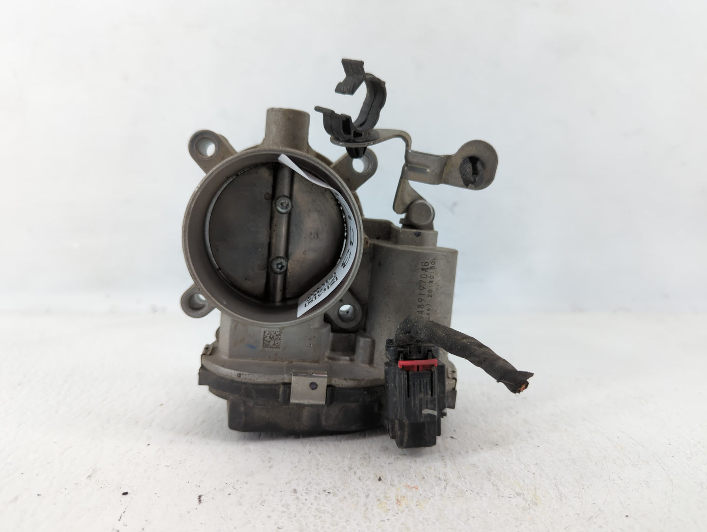 2017-2022 Jeep Compass Throttle Body P/N:04891970AB Fits Fits 2014 2015 2016 2017 2018 2019 2020 2021 2022 OEM Used Auto Par