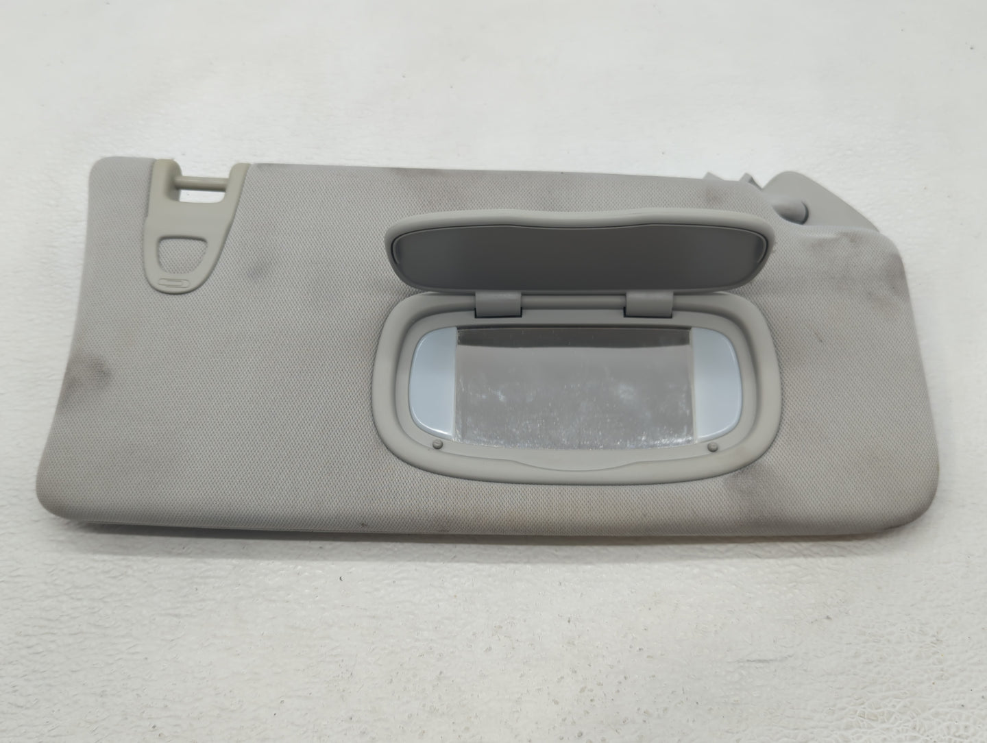 2018 Jeep Compass Sun Visor Shade Replacement Passenger Right Mirror Fits OEM Used Auto Parts - Oemusedautoparts1.com
